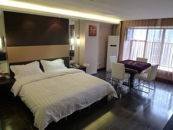 Chongqing Royal Coast Hotel מראה חיצוני תמונה