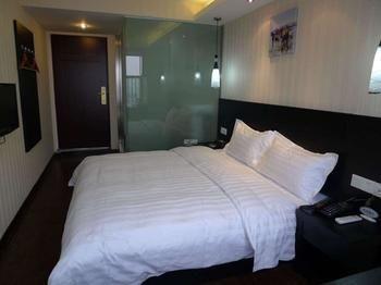 Chongqing Royal Coast Hotel מראה חיצוני תמונה